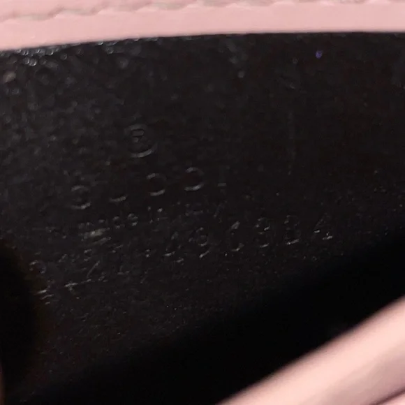 Authentic Gucci Card Holder - Picture 13 of 13